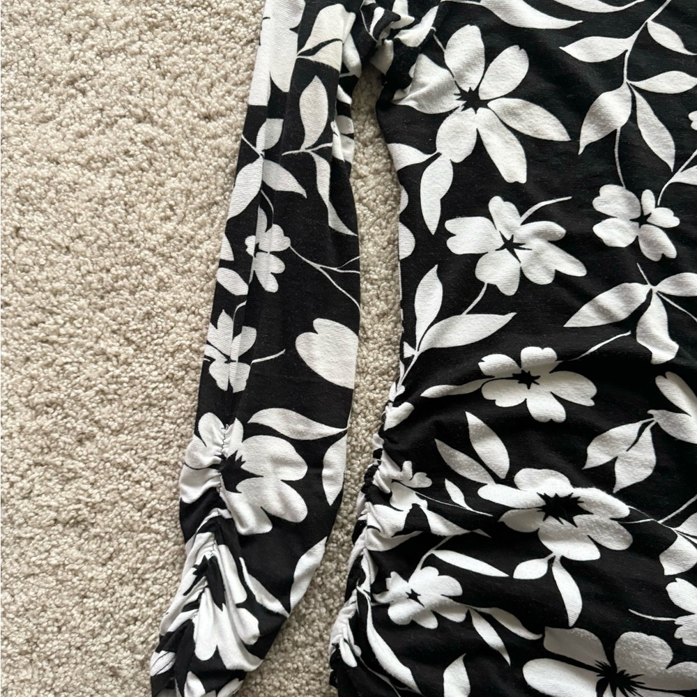 CARTISE ROUCHED TOP - Picture 5 of 6